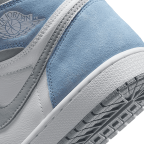 Tênis Air Jordan 1 High "Hyper Royal" Azul