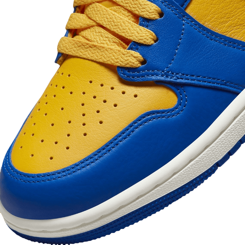 Tênis Air Jordan 1 High OG "Reverse Laney" Azul / Amarelo