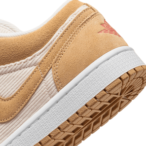 Tênis Air Jordan 1 Low "Corduroy Suede"