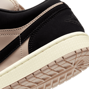 Tênis Air Jordan 1 Low "Guava Ice" Preto / Rosa