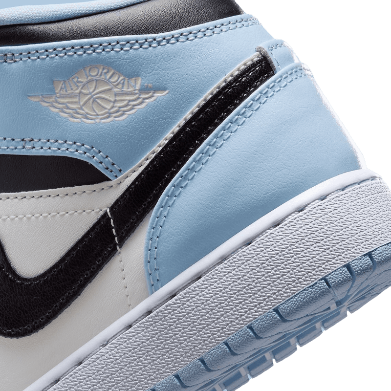 Tênis Air Jordan 1 Mid "Ice Blue" Feminino Azul