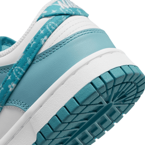 Tênis Dunk Low "Blue Paisley" Feminino Azul