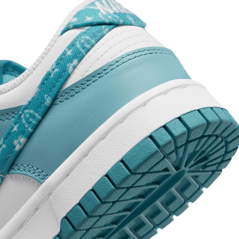 Tênis Dunk Low "Blue Paisley" Feminino Azul