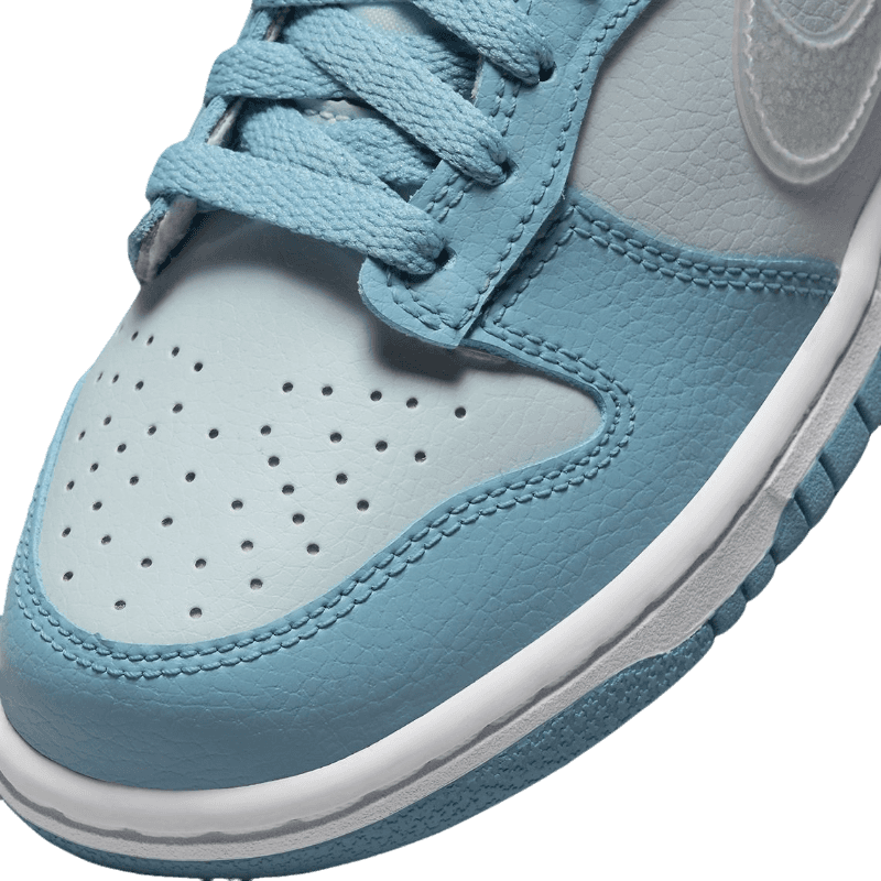 Tênis Dunk Low "Clear Swoosh Blue" Feminino Azul