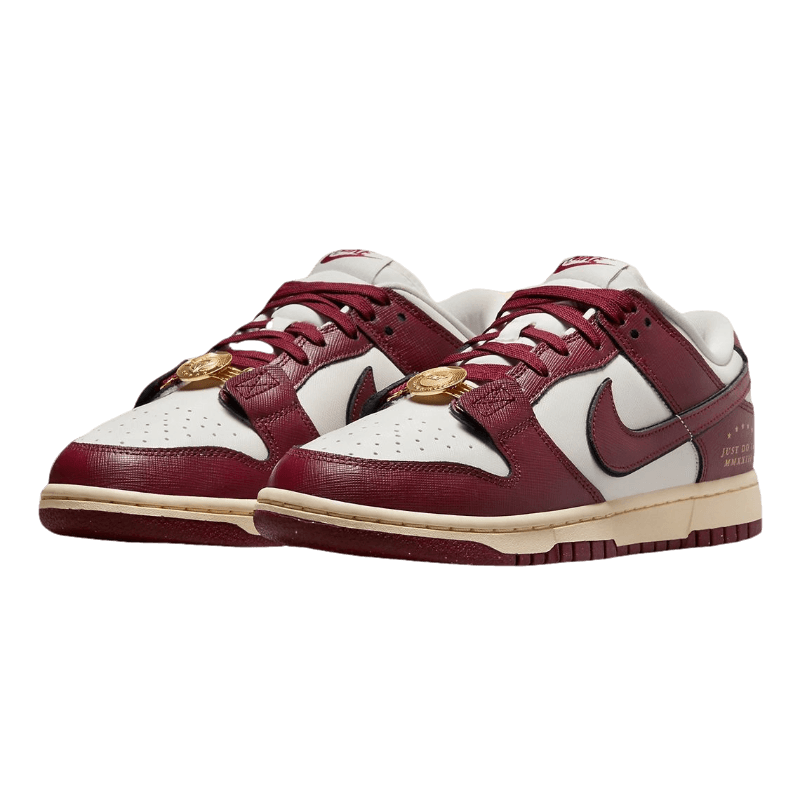 Tênis Dunk Low Just Do It "Team Red" Feminino Vinho
