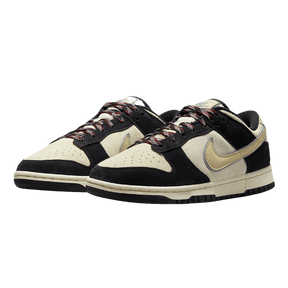 Tênis Dunk Low LX "Black Team Gold" Preto