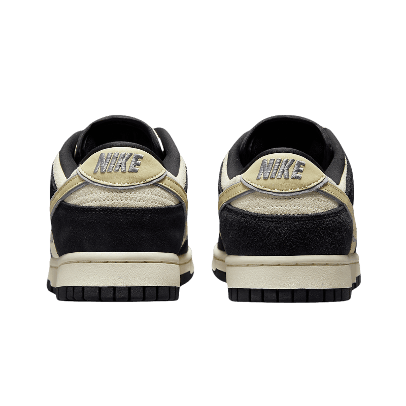 Tênis Dunk Low LX "Black Team Gold" Preto