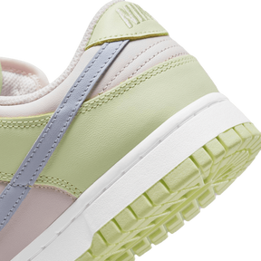 Tênis Dunk Low Light "Soft Pink" Feminino Verde