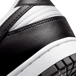 Tênis Dunk Low Next Nature "Black White" Preto / Branco