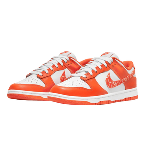 Tênis Dunk Low "Orange Paisley" Feminino Laranja