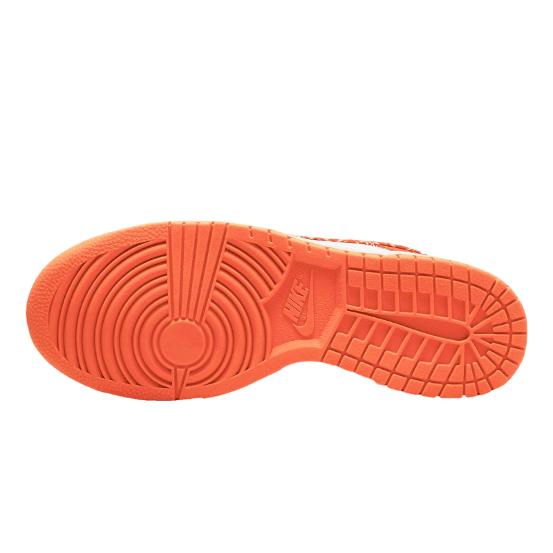 Tênis Dunk Low "Orange Paisley" Feminino Laranja