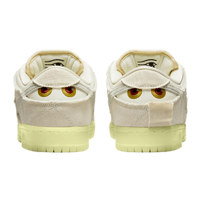 Tênis Dunk Low SB "Mummy" Branco