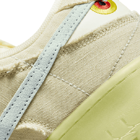 Tênis Dunk Low SB "Mummy" Branco