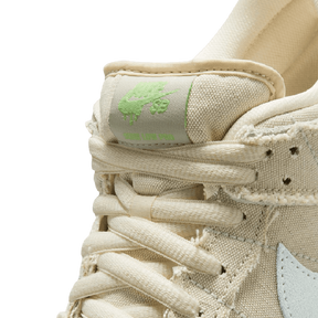 Tênis Dunk Low SB "Mummy" Branco