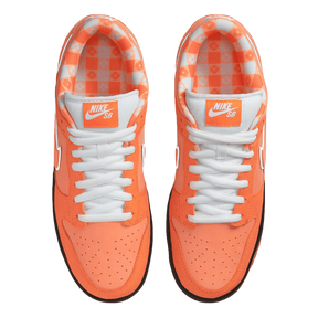 Tênis Dunk Low SB "Orange Lobster" Laranja