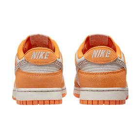 Tênis Dunk Low Safari "Swoosh Kumquat" Masculino Laranja