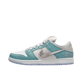 Tênis Dunk Low SB x April Skateshop "Turbo Green" Verde