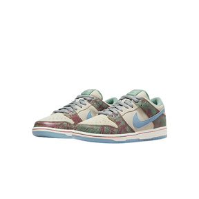 Tênis Dunk Low SB x Crenshaw "Skate Club" Bege
