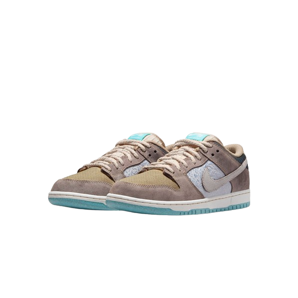 Tênis Dunk Low SB "Big Money Savings" Marrom