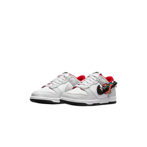 Tênis Dunk Low "Year of the Dragon" Feminino Cinza