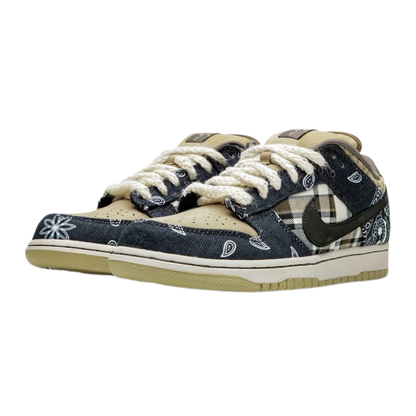 Tênis Dunk Low SB x Travis Scott Cactus Jack