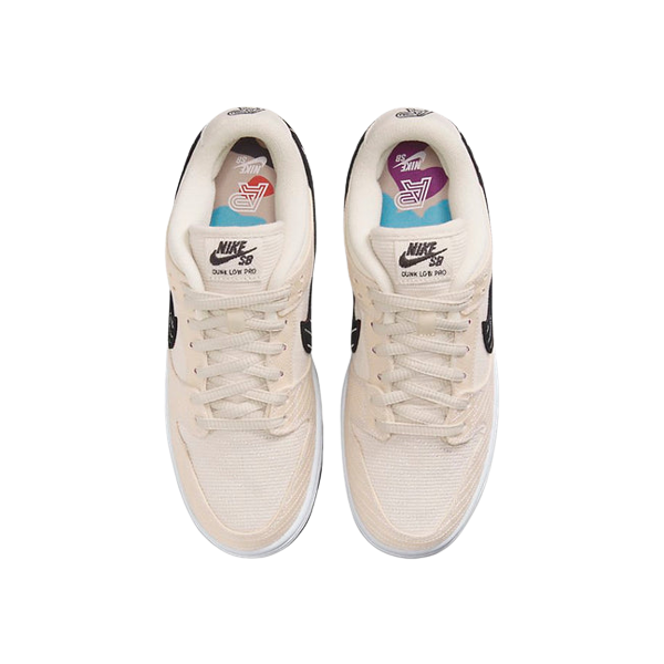 Tênis Dunk Low SB "Albino & Preto"