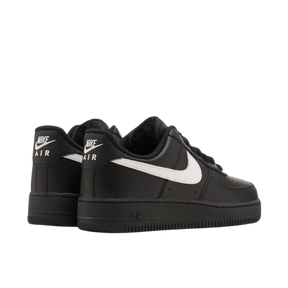 Tênis Air Force 1 Low "Black White" Preto / Branco