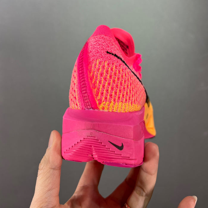 Tênis Nike Air Zoom X Vaporfly Next%3 Hyper Pink